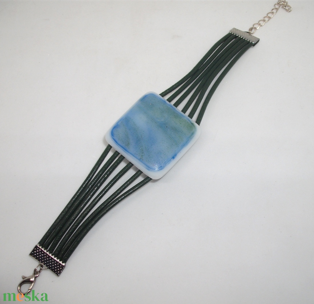 Üveg karkötő - ékszer - karkötő - karkötő medállal - Meska.hu