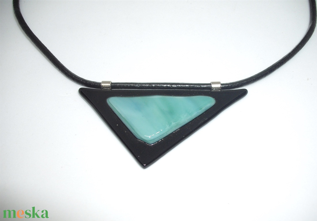 ÜVEGÉKSZER, fekete-türkiz - ékszer - nyaklánc - medálos nyaklánc - Meska.hu