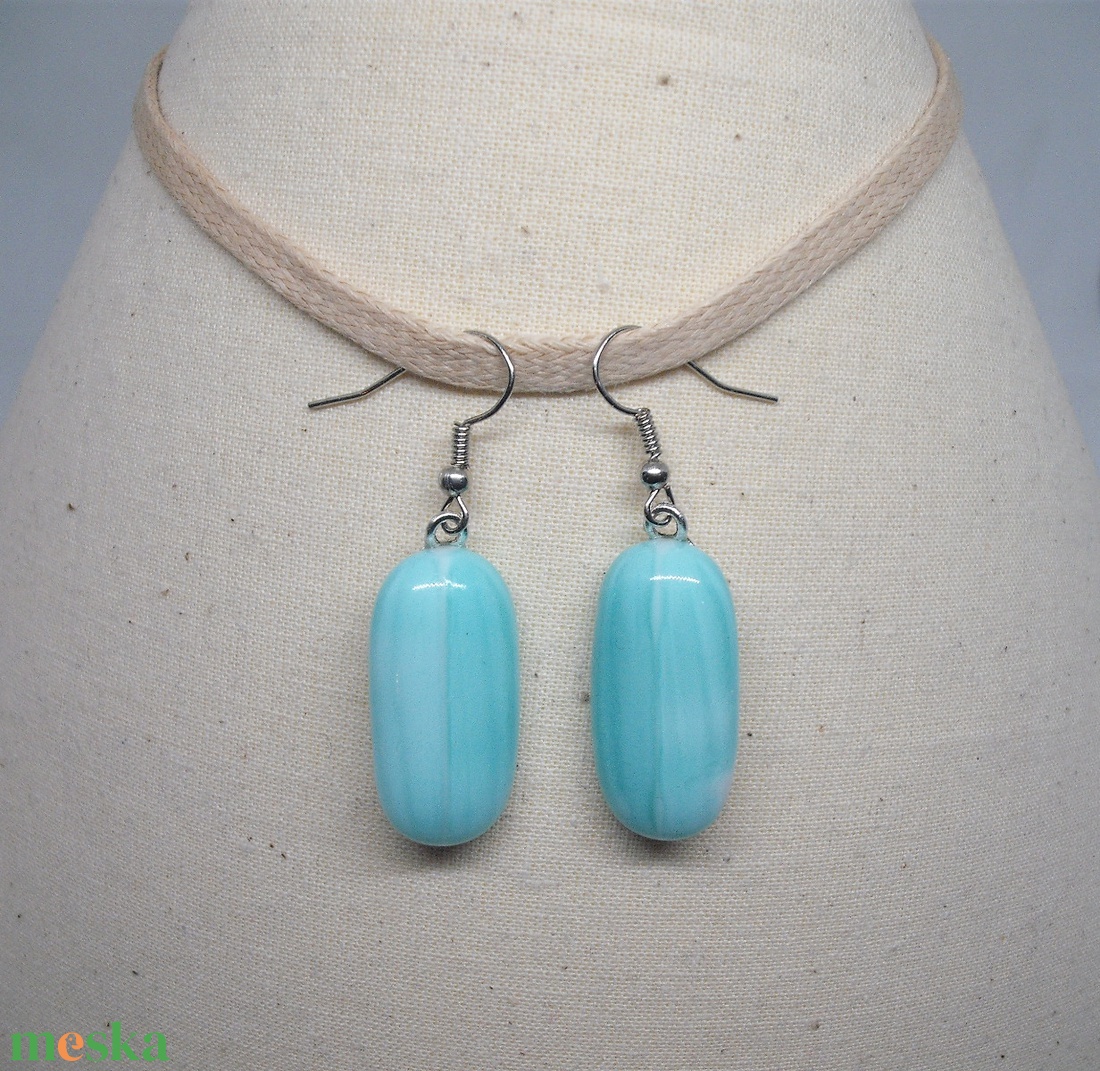 ÜVEG FÜLBEVALÓ, világos türkiz - ékszer - fülbevaló - lógó fülbevaló - Meska.hu