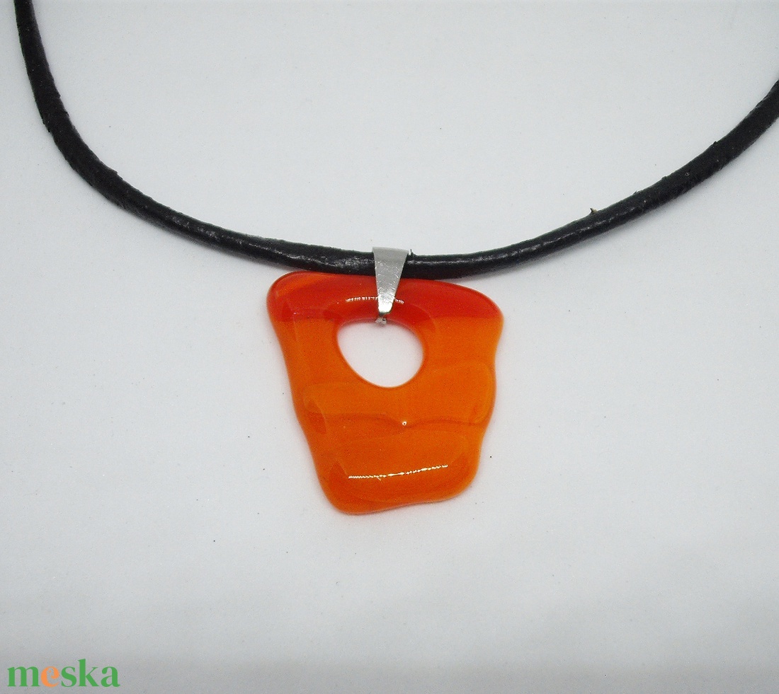 ÜVEGÉKSZER, narancssárga medál - ékszer - nyaklánc - medálos nyaklánc - Meska.hu