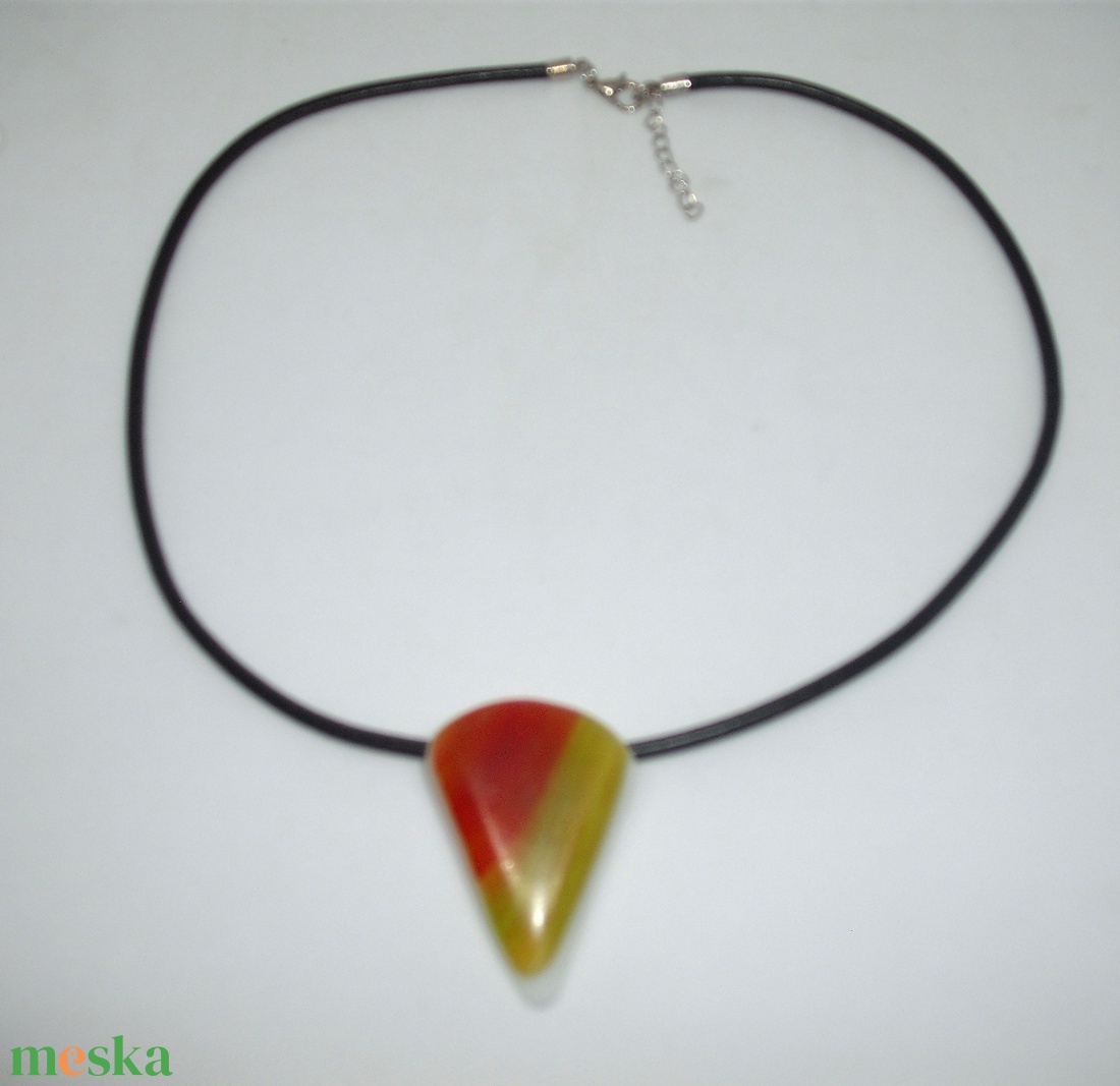ÜVEGÉKSZER, fehér-piros-sárgászöld medál - ékszer - nyaklánc - medálos nyaklánc - Meska.hu