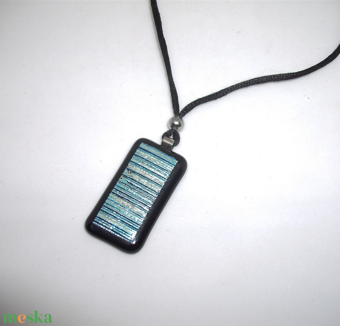 ÜVEGÉKSZER, fekete-türkiz színű medál - ékszer - ékszerszett - Meska.hu