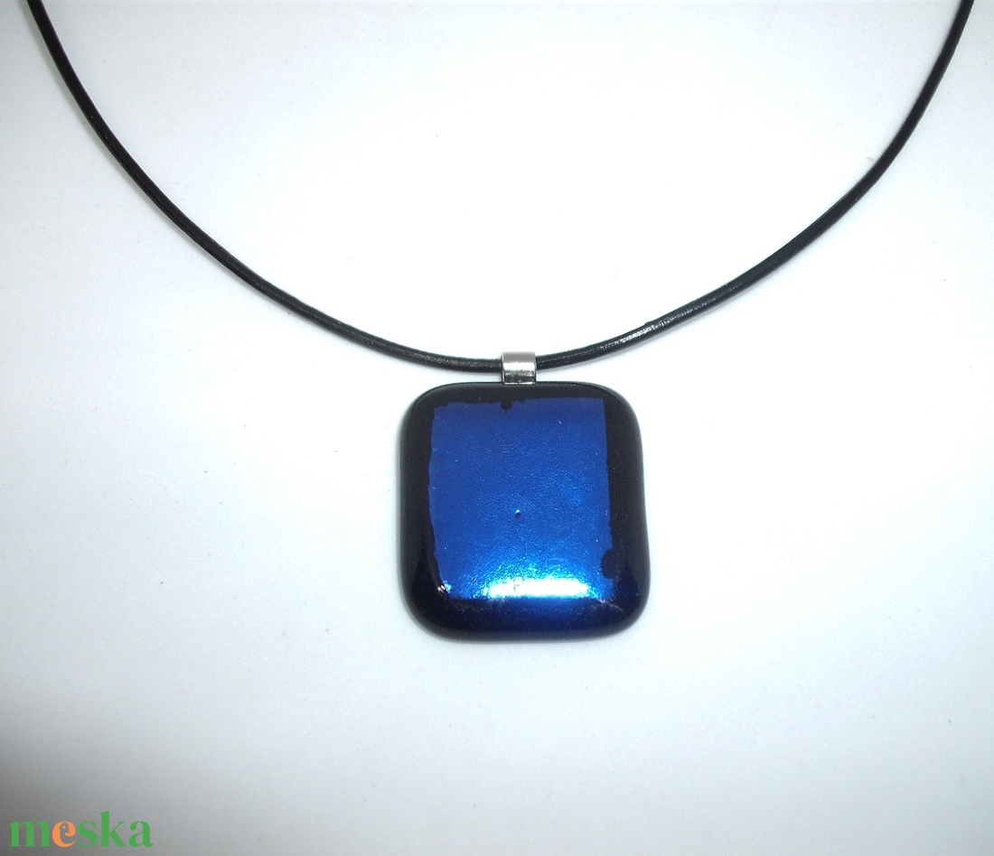 ÜVEGÉKSZER, fekete-kék színű medál - ékszer - ékszerszett - Meska.hu