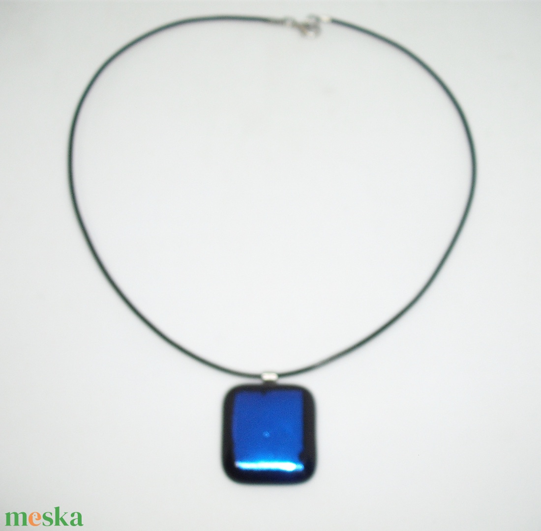 ÜVEGÉKSZER, fekete-kék színű medál - ékszer - ékszerszett - Meska.hu