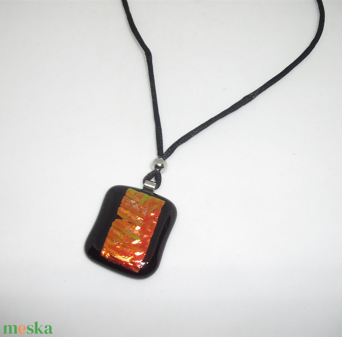 ÜVEGÉKSZER, fekete-arany-piros színű medál - ékszer - ékszerszett - Meska.hu