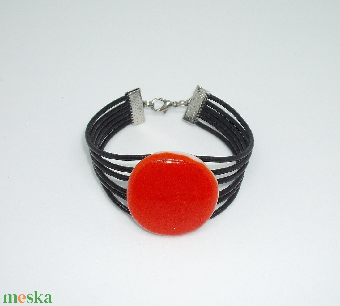 Üveg karkötő - ékszer - karkötő - karkötő medállal - Meska.hu