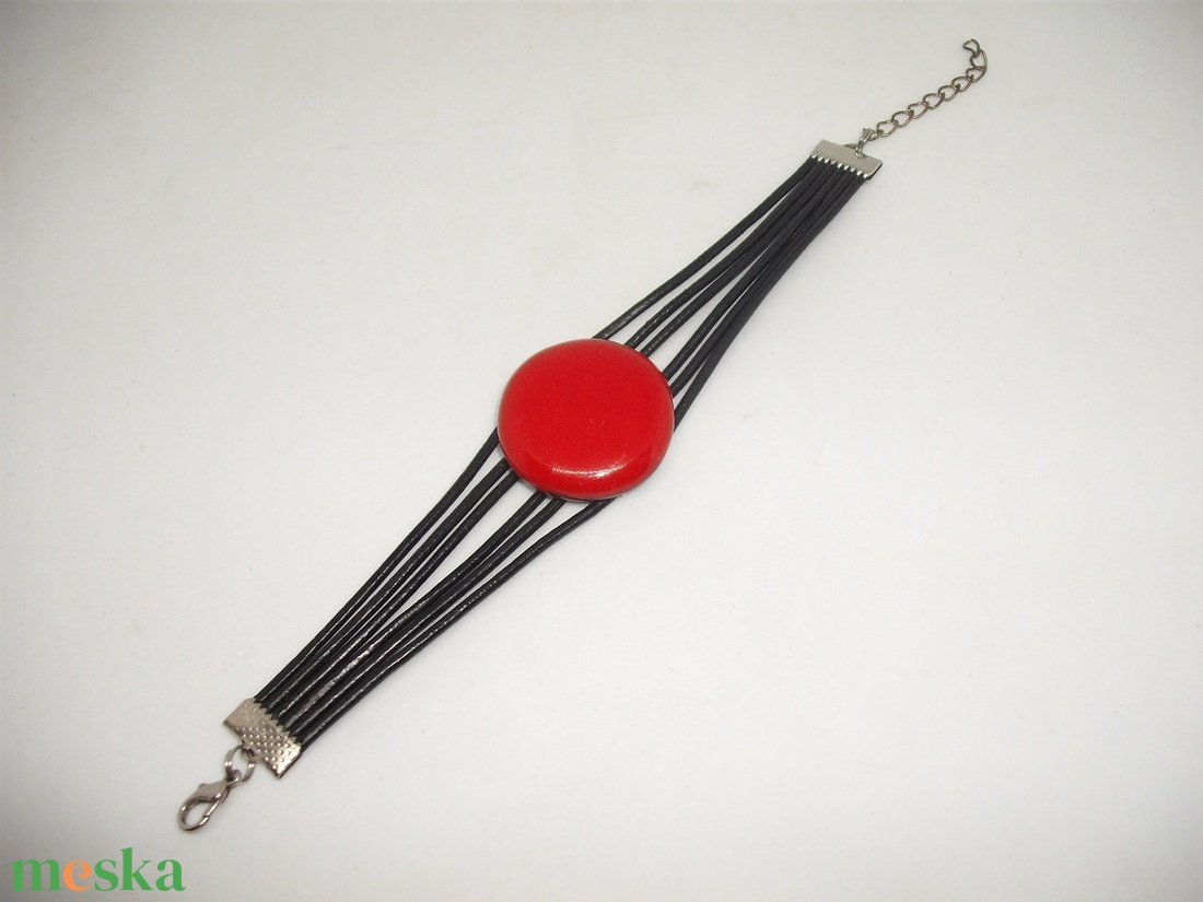 Üveg karkötő - ékszer - karkötő - karkötő medállal - Meska.hu