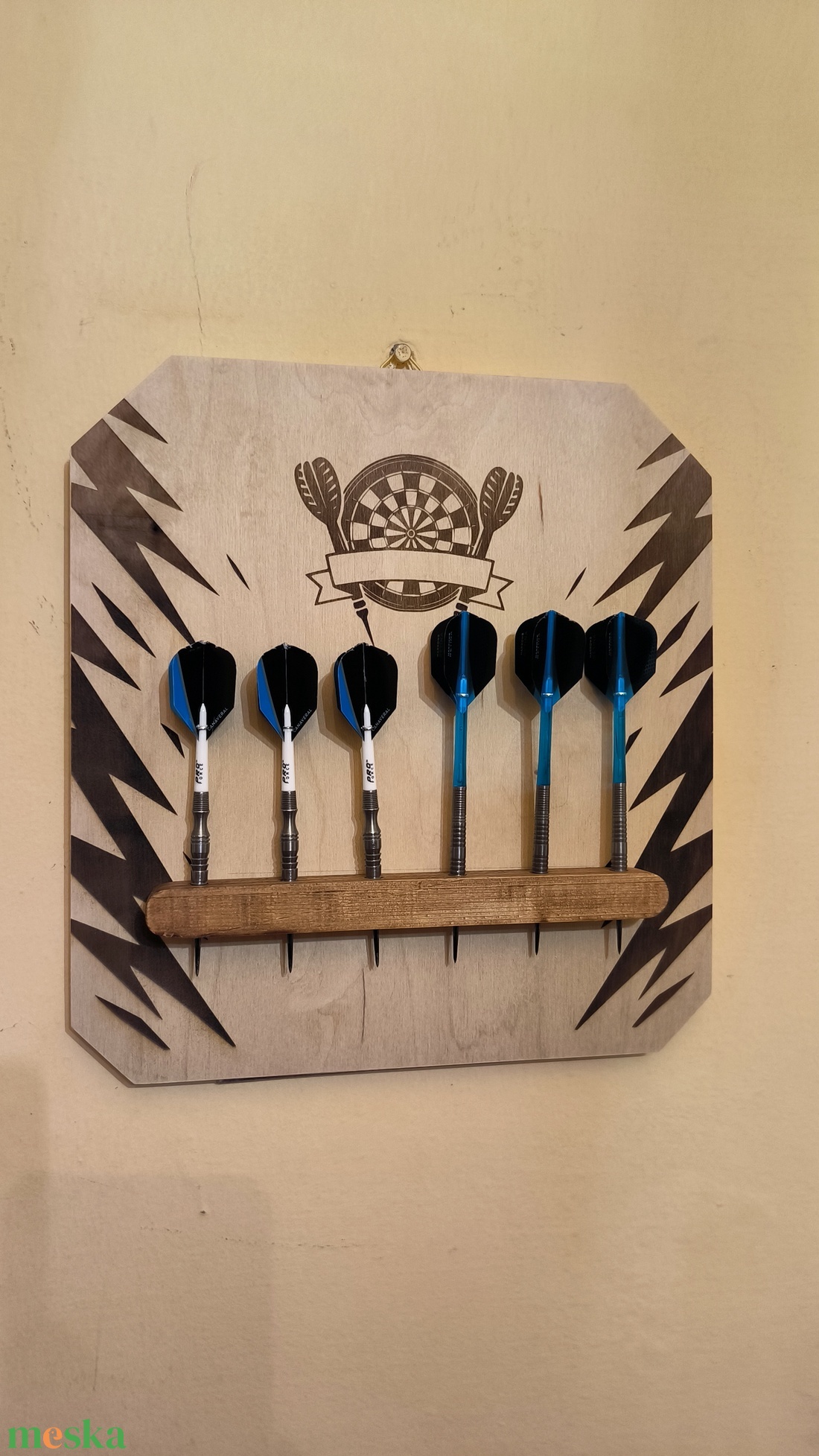 Darts nyíl tartó  - játék & sport - táblajáték és kártyajáték - társasjátékok - dobókocka - Meska.hu