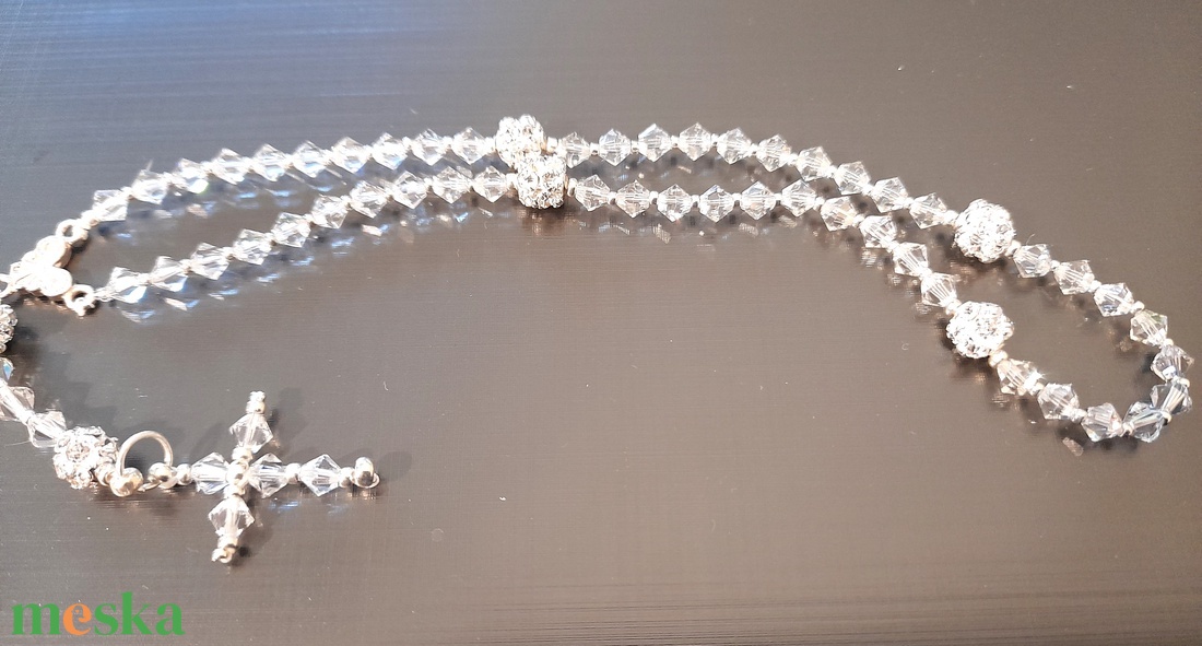 Swarovski gyöngyökkel készült, öttizedes rózsafüzér. - otthon & életmód - vallás - lánc & füzér - Meska.hu Swarovski gyöngyökkel készült, öttizedes rózsafüzér. - otthon & életmód - vallás - lánc & füzér - Meska.hu