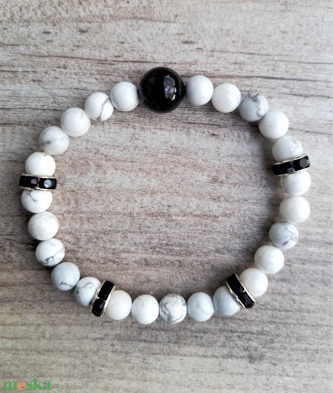Howlit és fekete Achát ásványkarkötő / Görög stílusú ékszer /  - ékszer - karkötő - gyöngyös karkötő - Meska.hu