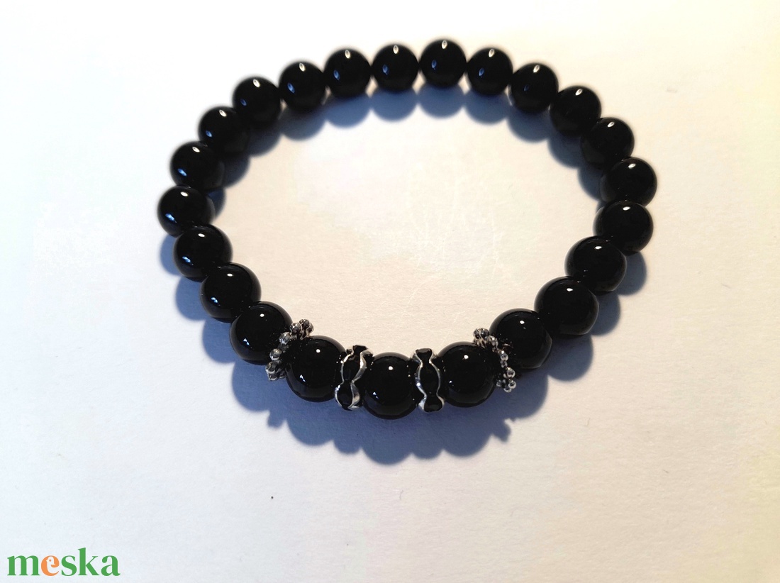 Onix ásványkarkötő / Fekete Achát ásvány karkötő - ékszer - karkötő - gyöngyös karkötő - Meska.hu