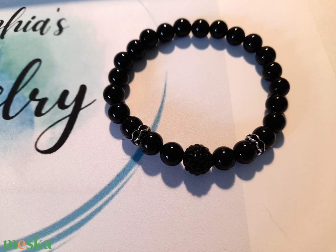 Onix ásványkarkötő Shamballa gyönggyel / Fekete Achát ásvány karkötő - ékszer - karkötő - gyöngyös karkötő - Meska.hu