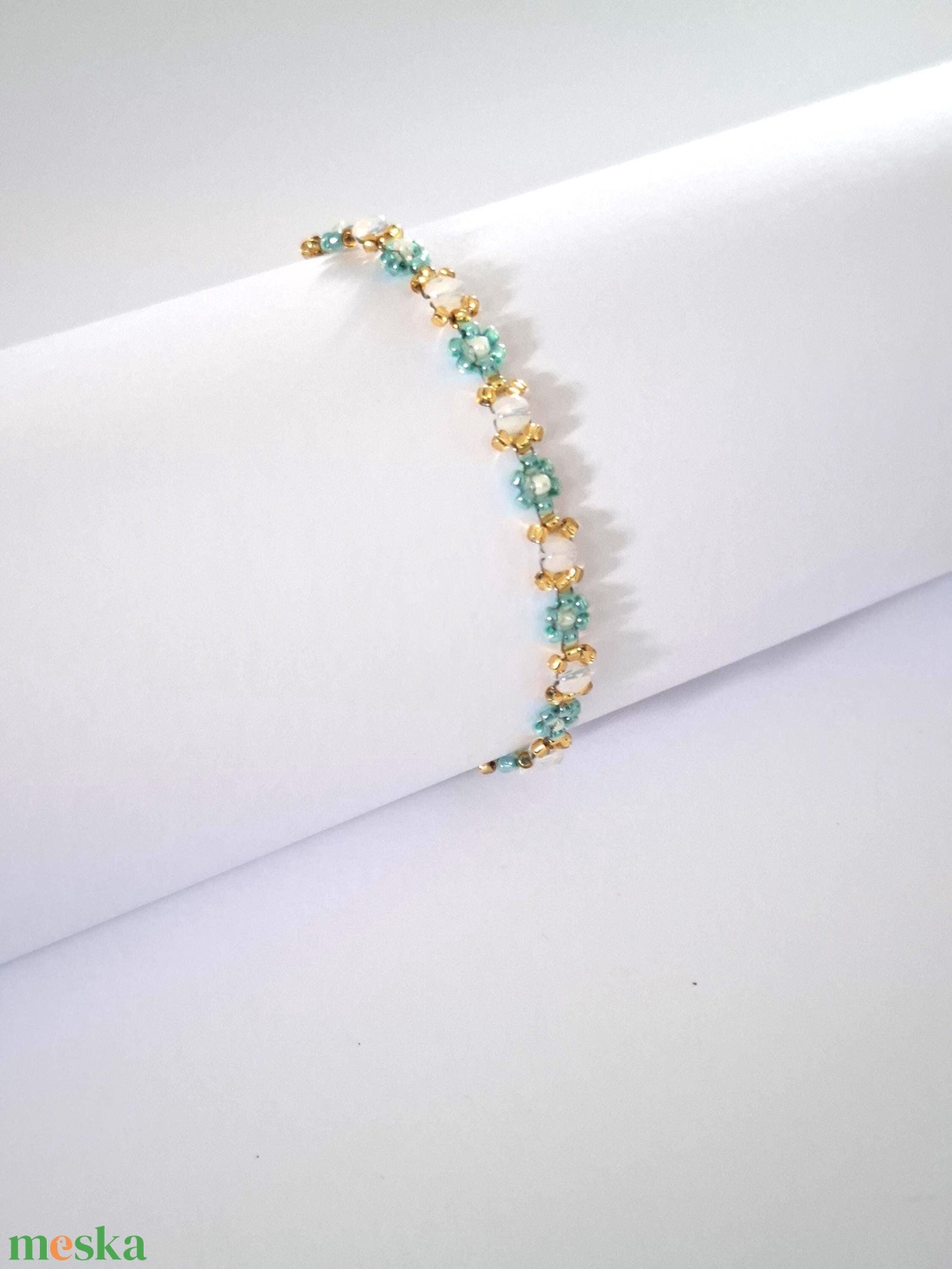 Bohó virág karkötő - ékszer - karkötő - gyöngyös karkötő - Meska.hu