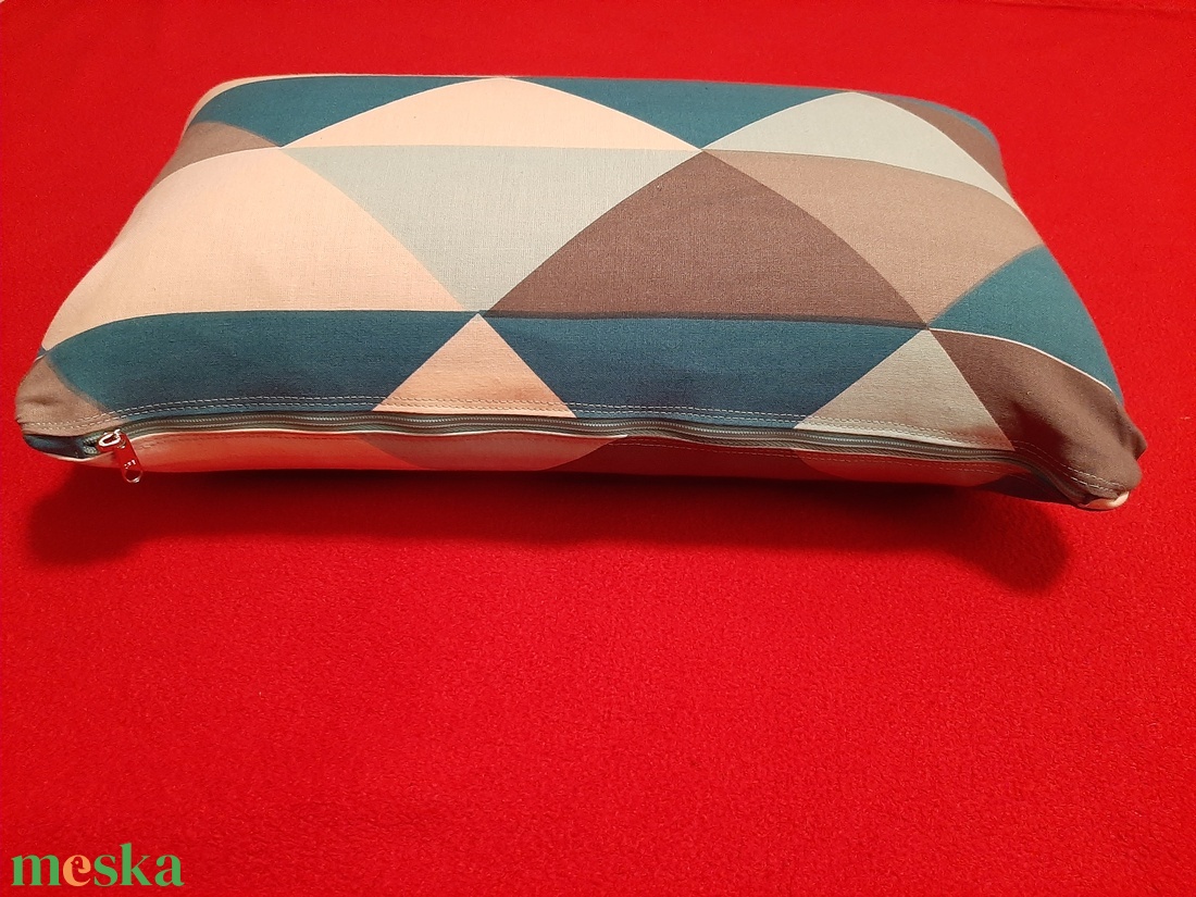 Párnahuzat 24x42x12 cm Anatómiai memory ergonómiai WELLPUR utazópárnához többféle mintával - otthon & életmód - lakástextil - párna & párnahuzat - Meska.hu Párnahuzat 24x42x12 cm Anatómiai memory ergonómiai WELLPUR utazópárnához többféle mintával - otthon & életmód - lakástextil - párna & párnahuzat - Meska.hu