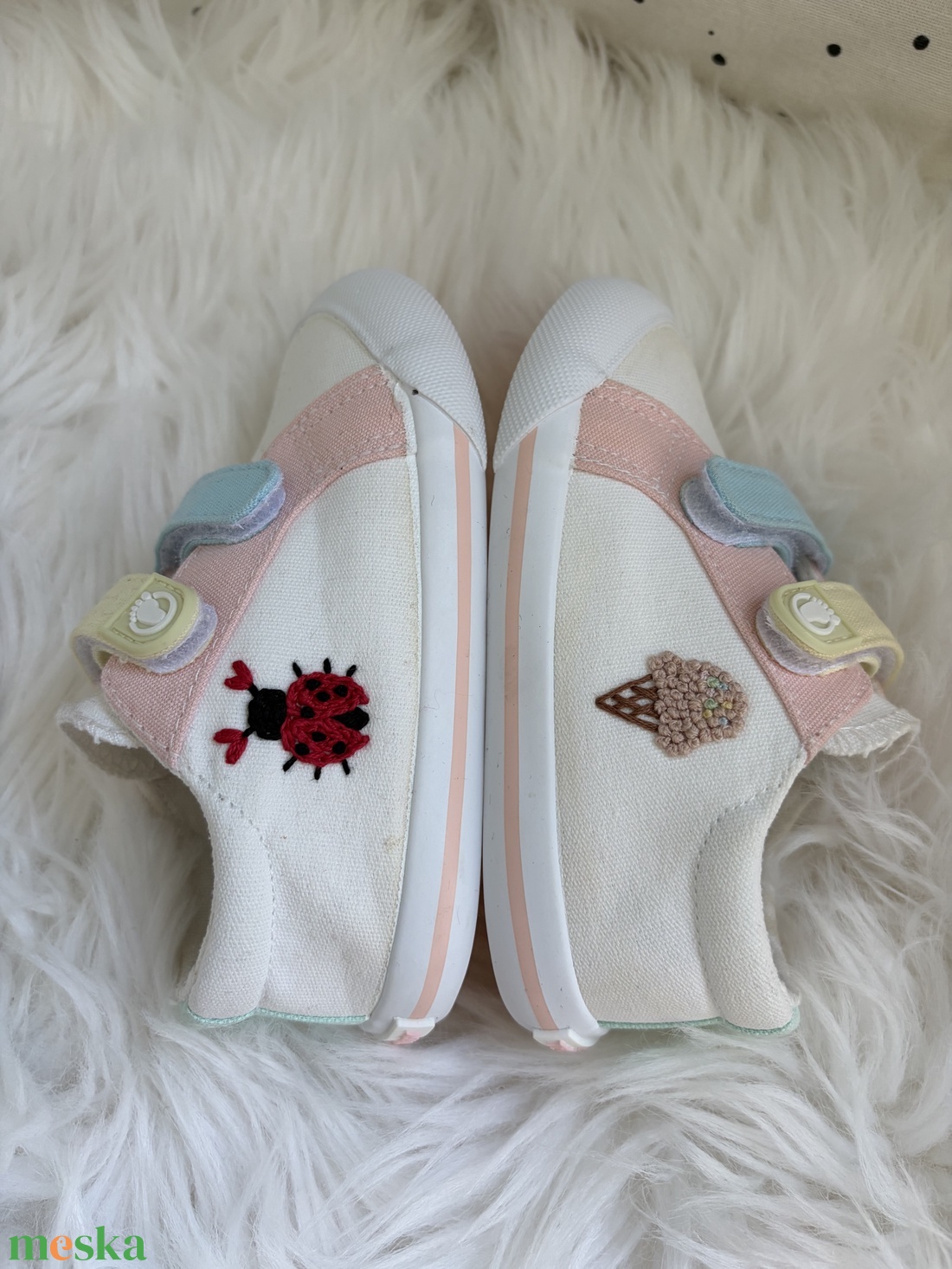 Hímzett gyerek barefoot vászon cipő  - ruha & divat - gyerekruha - póló - Meska.hu