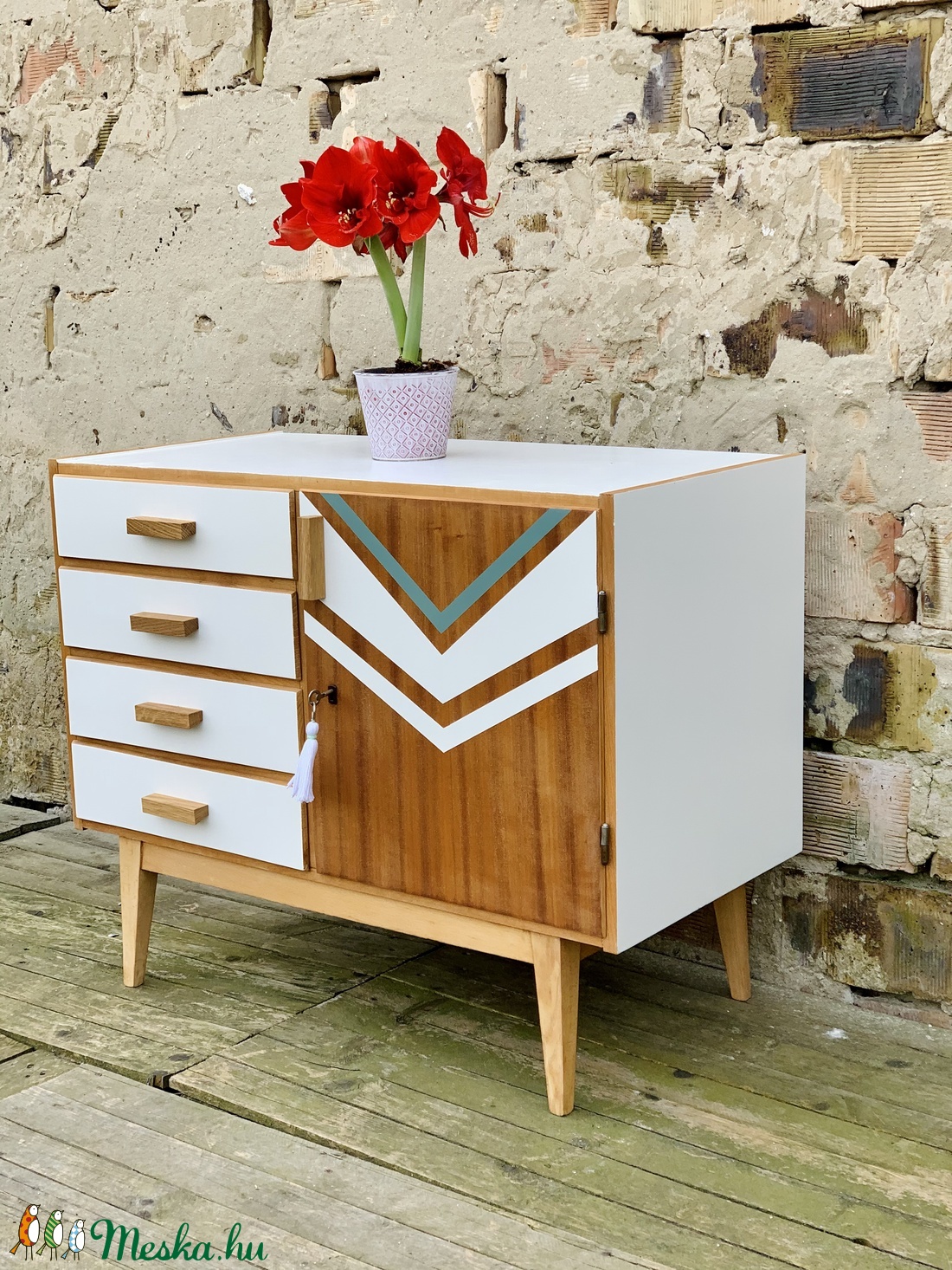 Retró szekrény, komód, Tv állvány - otthon & életmód - bútor - komód - Meska.hu