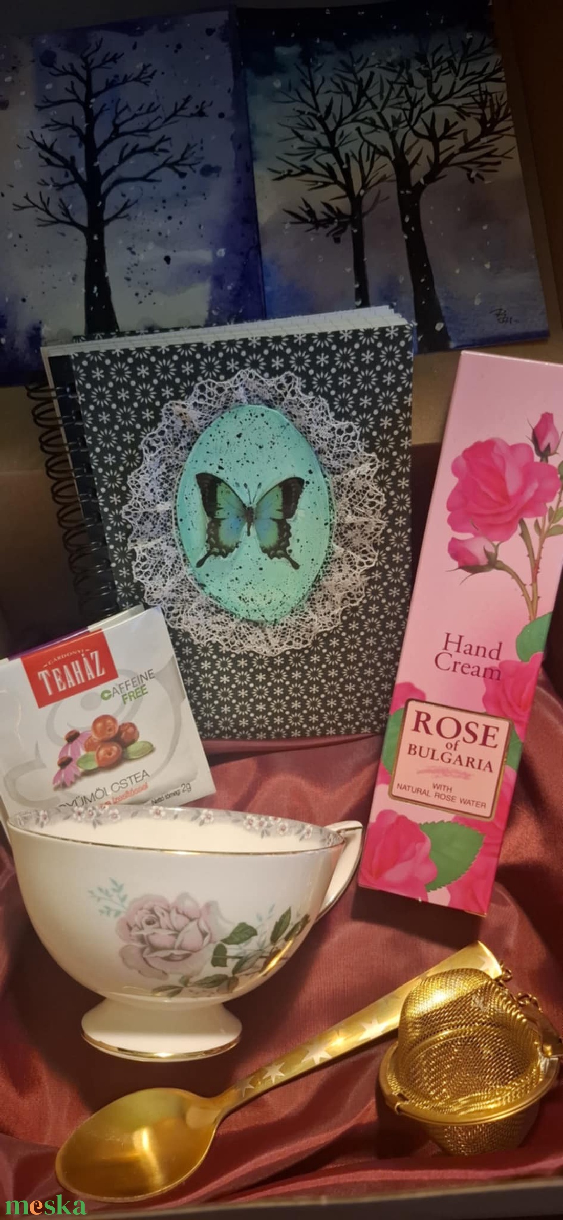 Bájos angol csészés, naplós ajándékdoboz - otthon & életmód - papír, írószer - ajándékozás kellékei - ajándékzsák, csomagolás - Meska.hu