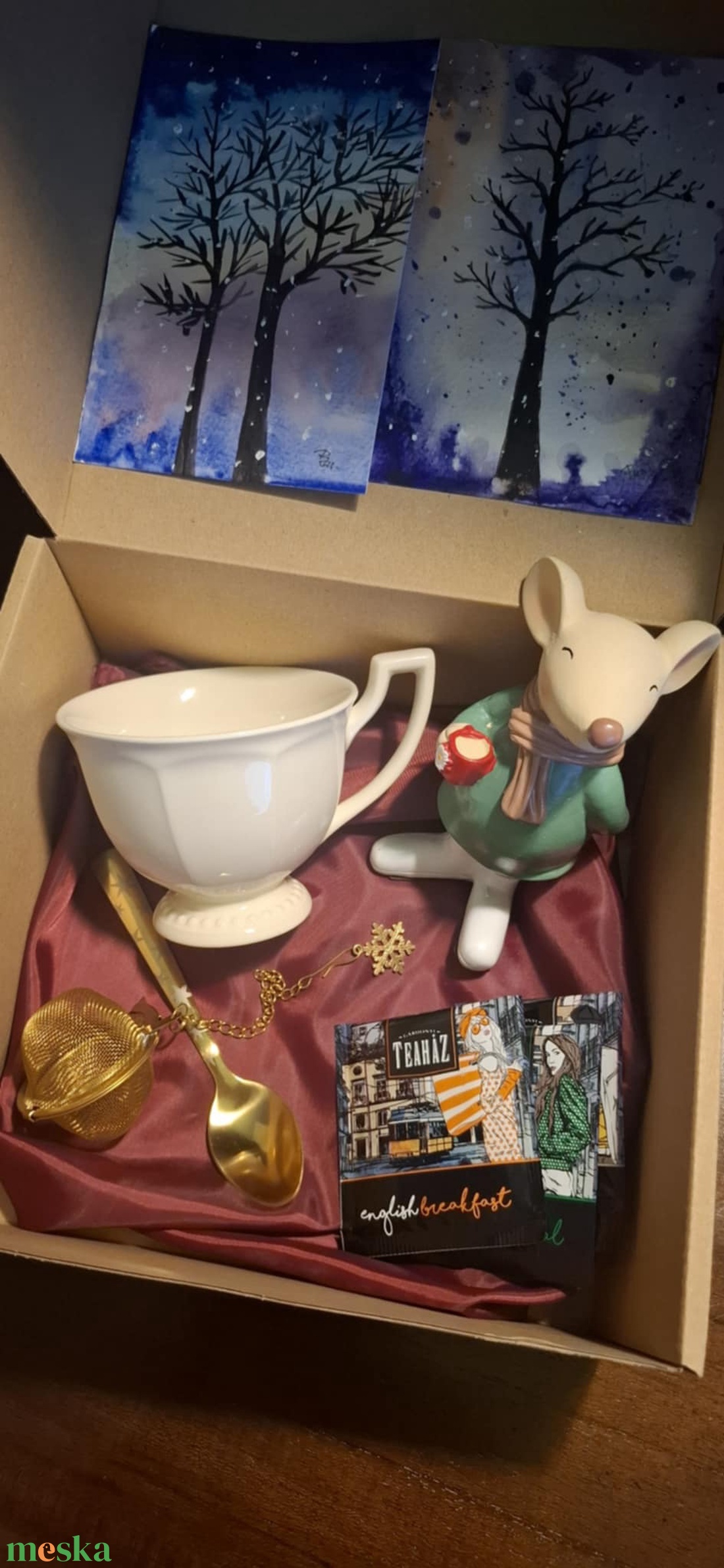 Variációk szép bögrés, teázós, bekuckózós ajándékdobozra - otthon & életmód - papír, írószer - ajándékozás kellékei - ajándékzsák, csomagolás - Meska.hu