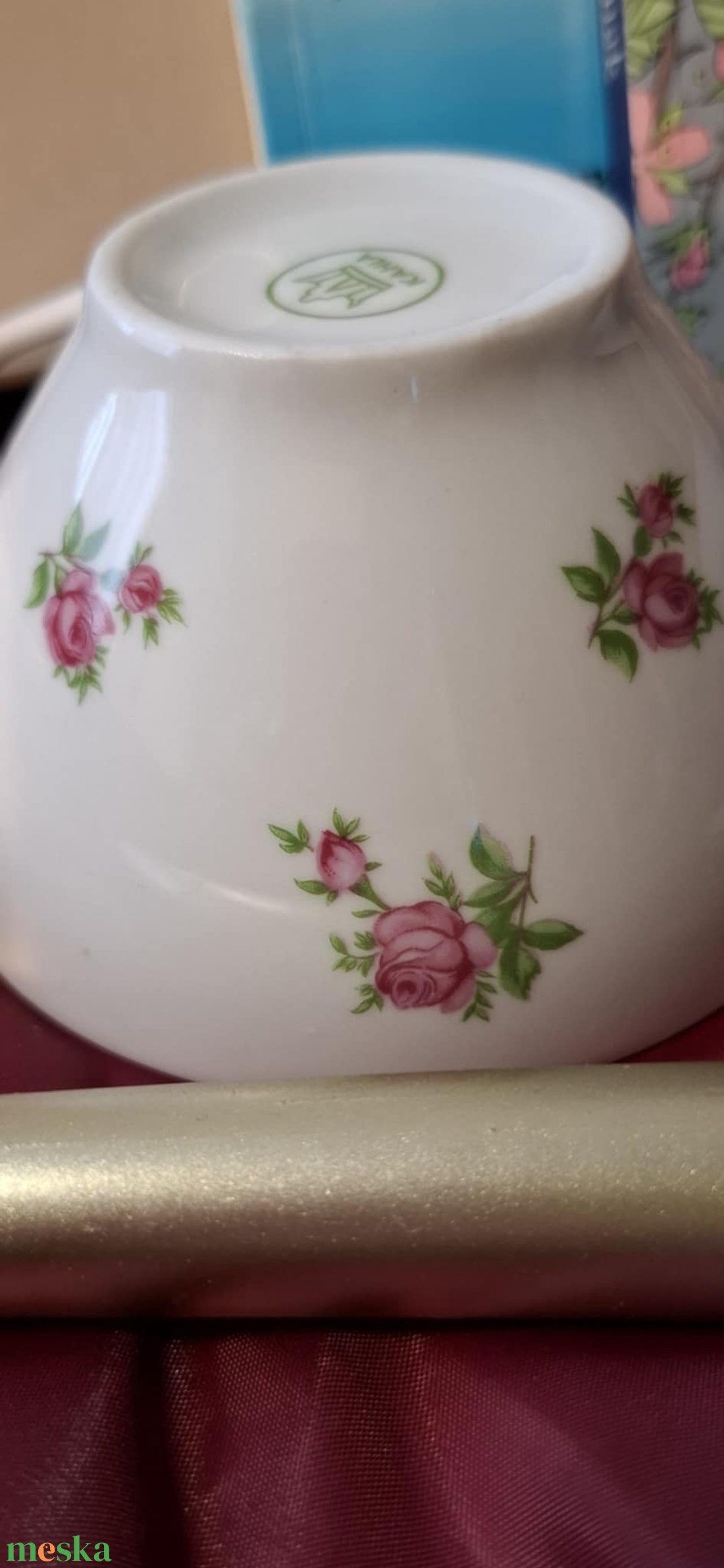 Vintage Angol porcelánhölgyfigurás, rózsás csészés teás, Szabó Magda könyves ajándékdoboz - otthon & életmód - papír, írószer - ajándékozás kellékei - ajándékzsák, csomagolás - Meska.hu