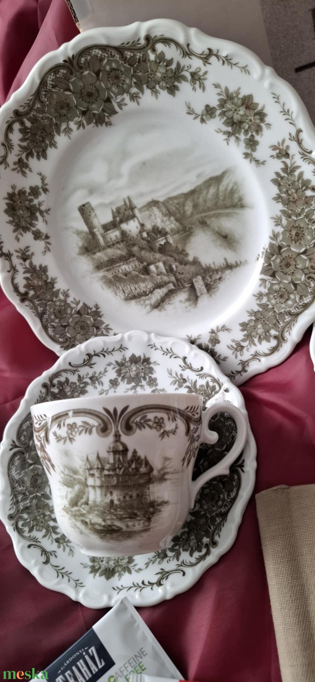 Jelenetes porcelánszett naplós, teás, bekuckózós, téli napokra ajándékdoboz - otthon & életmód - papír, írószer - ajándékozás kellékei - ajándékzsák, csomagolás - Meska.hu