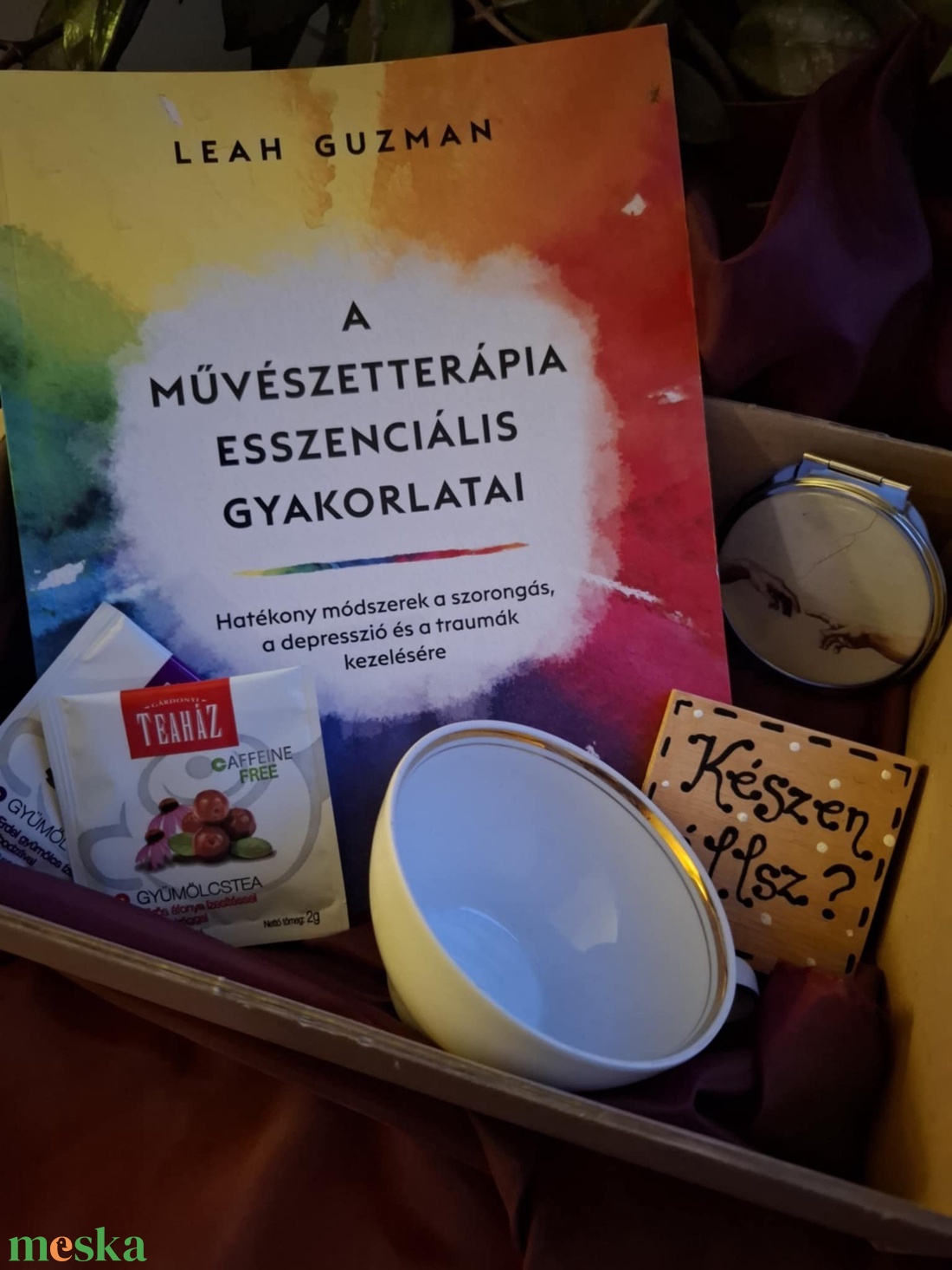 Ajándékdoboz, giftbox - otthon & életmód - papír, írószer - ajándékozás kellékei - ajándékzsák, csomagolás - Meska.hu