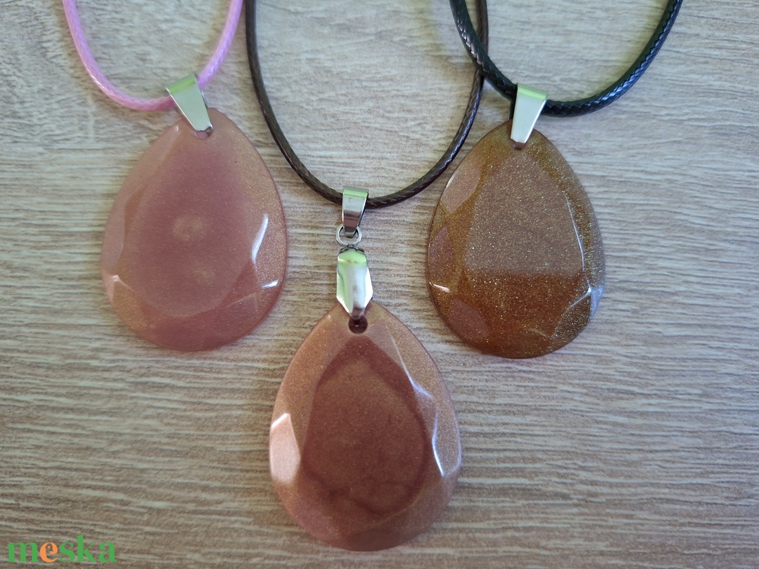 Drágakő stílusú nyakláncok - ékszer - nyaklánc - medál - Meska.hu Drágakő stílusú nyakláncok - ékszer - nyaklánc - medál - Meska.hu