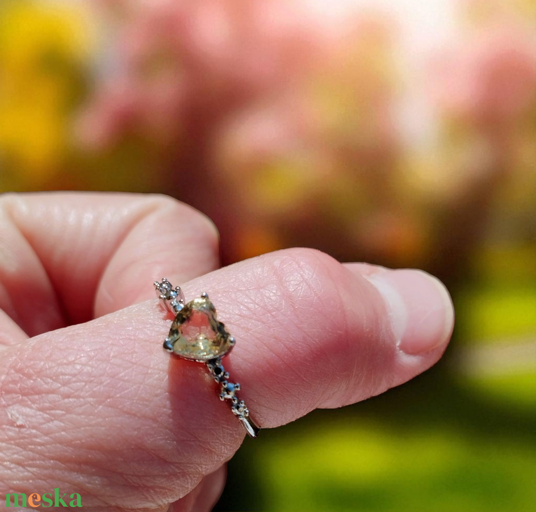 Citrin gyűrű (citrin szív) - ékszer - gyűrű - szoliter gyűrű - Meska.hu