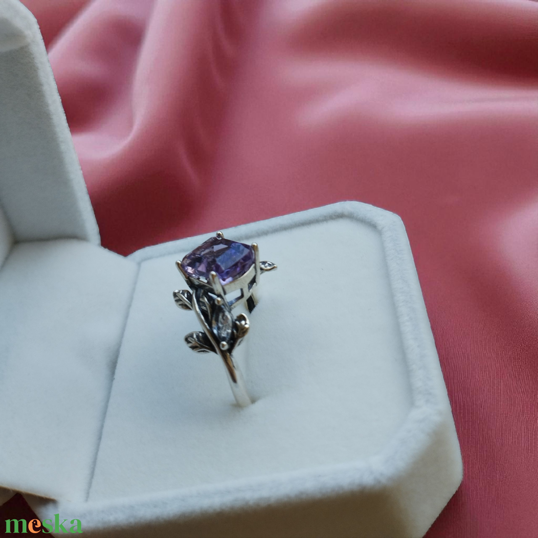 Ametiszt gyűrű Sterling 925 ezüstben (egyedi darab!) - ékszer - gyűrű - szoliter gyűrű - Meska.hu