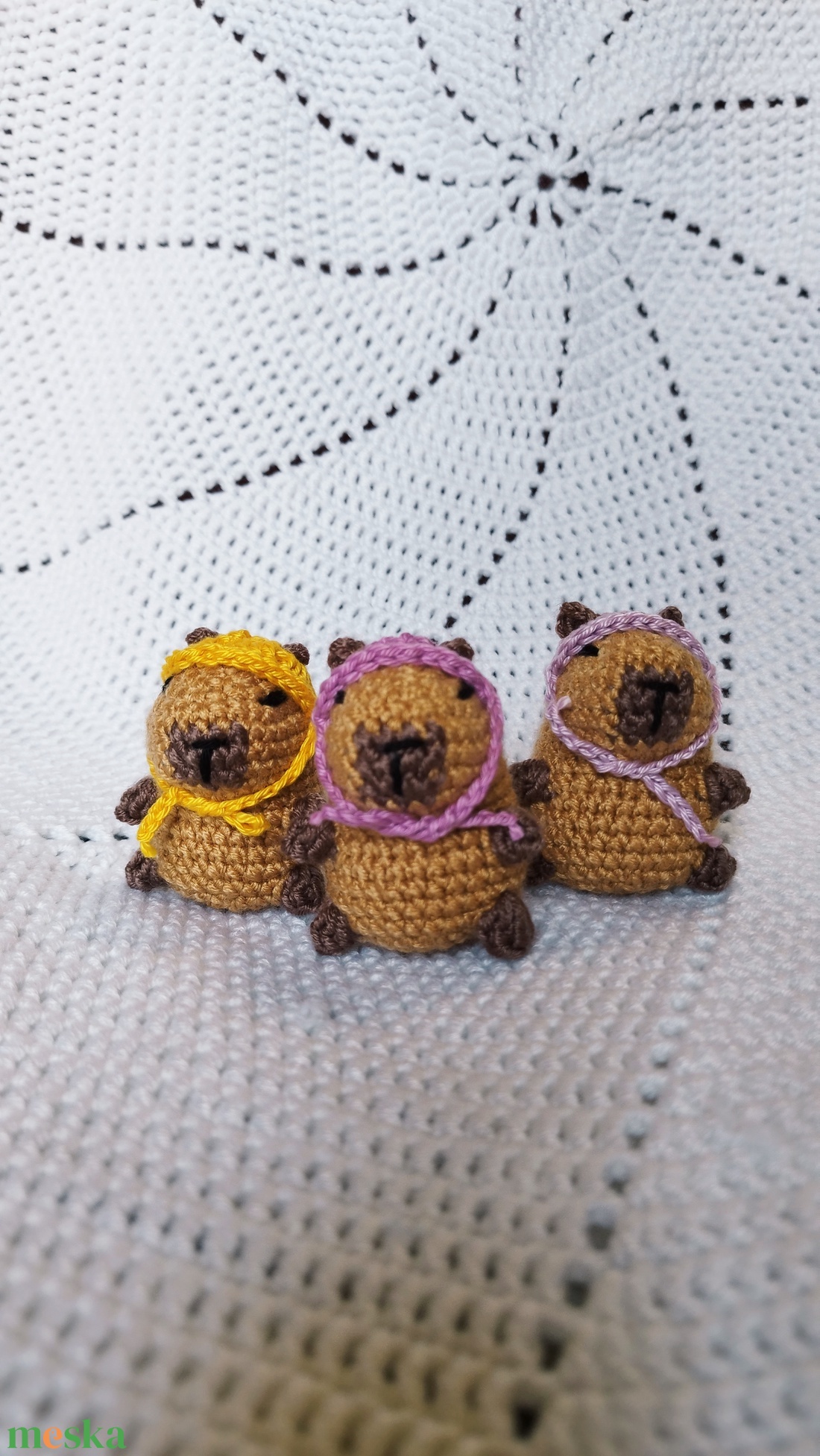 Horgolt kapibara sapkával (akár kulcstartóként) - táska & tok - kulcstartó & táskadísz - kulcstartó - Meska.hu Horgolt kapibara sapkával (akár kulcstartóként) - táska & tok - kulcstartó & táskadísz - kulcstartó - Meska.hu