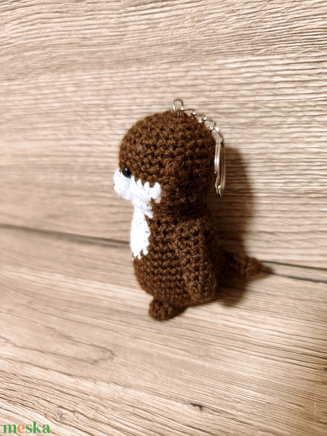 Horgolt vidra kulcstartó - táska & tok - kulcstartó & táskadísz - kulcstartó - Meska.hu