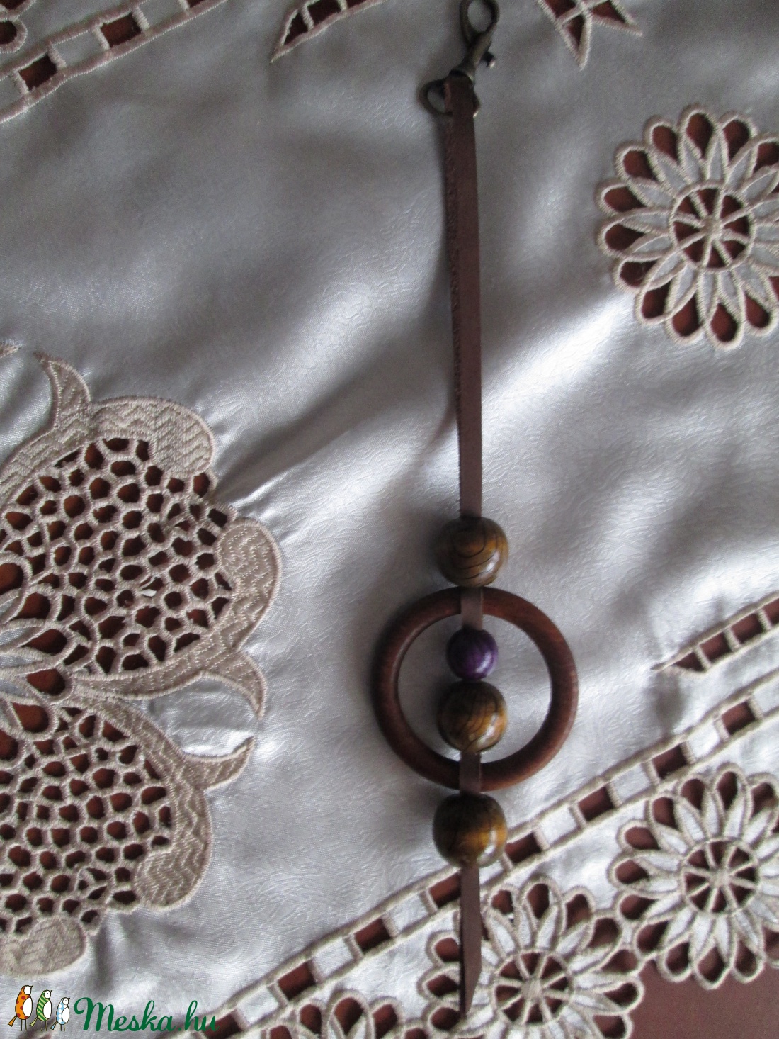 AKCIÓ!!!! O bag táskadísz,fakarikával és fagolyókkal -  - Meska.hu