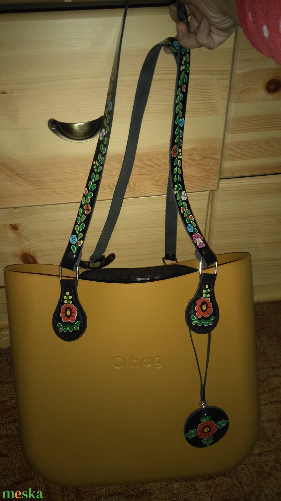 Festett O bag táskafül feketében hosszabb méretben - táska & tok - táskapánt & alkatrész - Meska.hu Festett O bag táskafül feketében hosszabb méretben - táska & tok - táskapánt & alkatrész - Meska.hu
