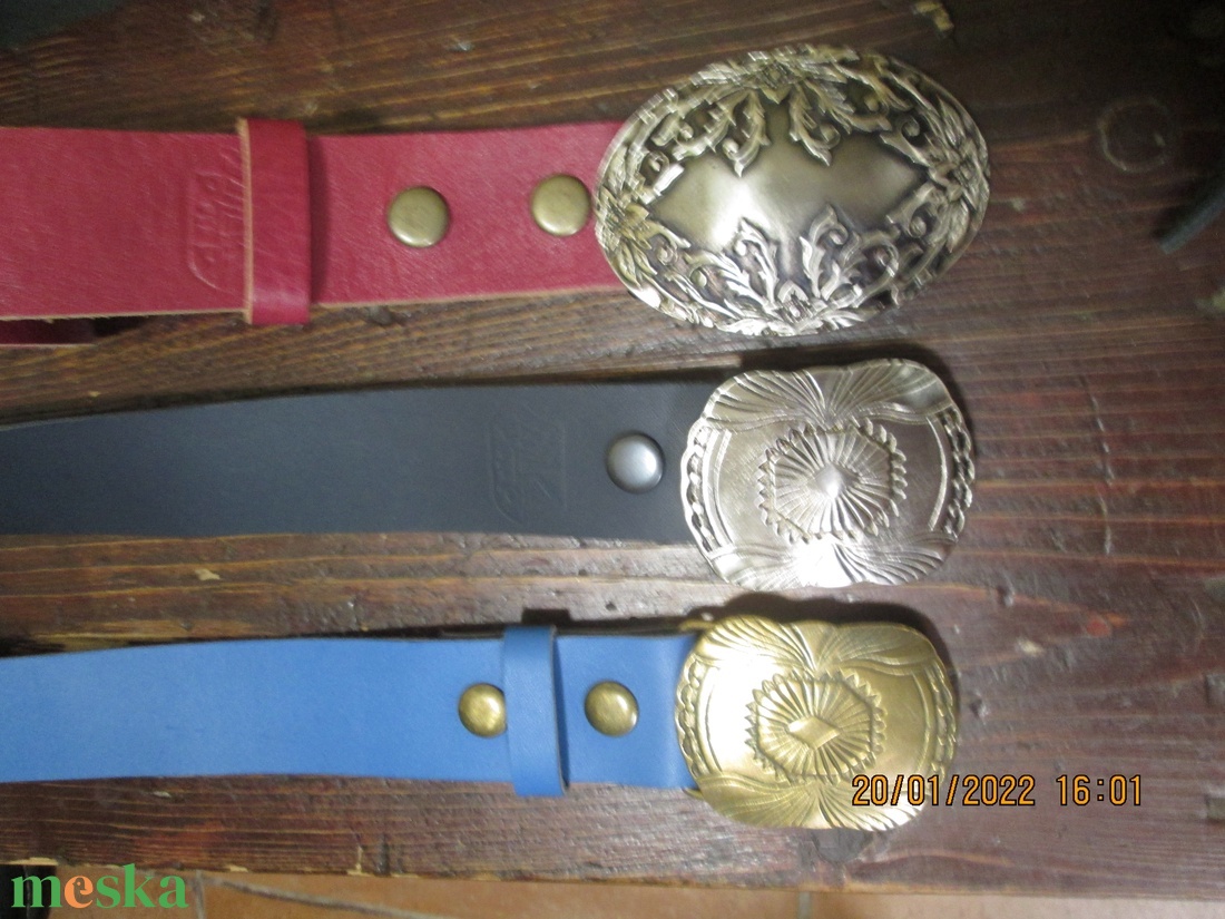 Patentos öv cserélhető csattal - ruha & divat - öv & övcsat - öv - Meska.hu Patentos öv cserélhető csattal - ruha & divat - öv & övcsat - öv - Meska.hu