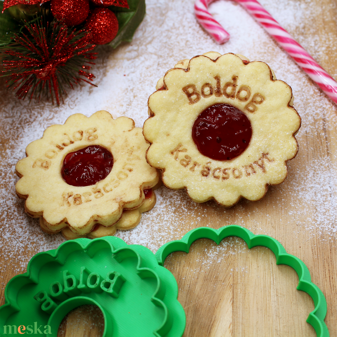 Boldog Karácsonyt Feliratú Linzerkiszúró Készlet 2-db-os - otthon & életmód - konyhafelszerelés, tálalás - sütés, főzés - sütikiszúró - Meska.hu