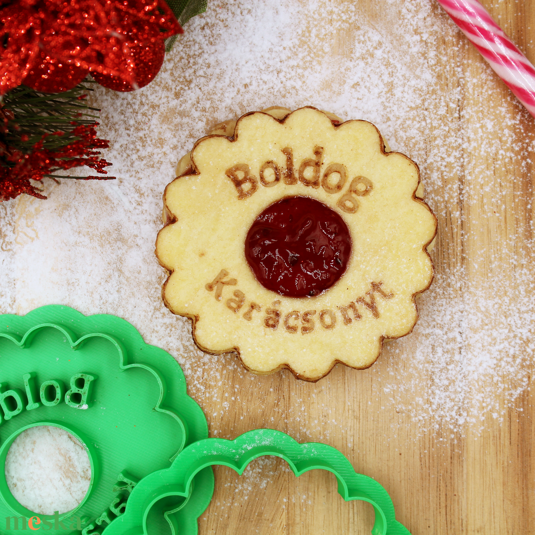 Boldog Karácsonyt Feliratú Linzerkiszúró Készlet 2-db-os - otthon & életmód - konyhafelszerelés, tálalás - sütés, főzés - sütikiszúró - Meska.hu