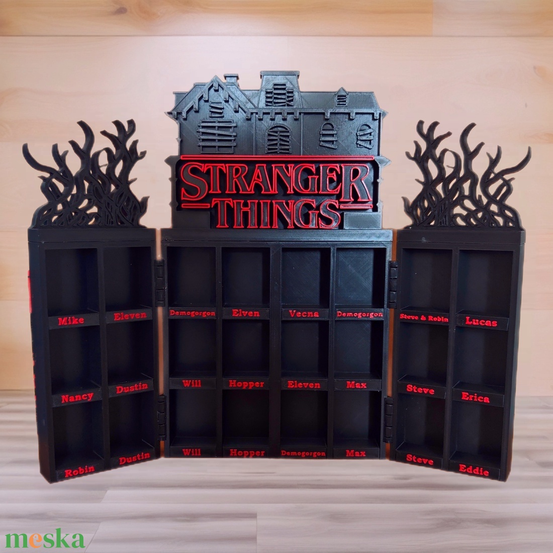 Stranger Things Kinder Joy Funko Figura Tartó Variálható Névtábkákkal - otthon & életmód - dekoráció - fali és függő dekoráció - fali kulcstartó - Meska.hu