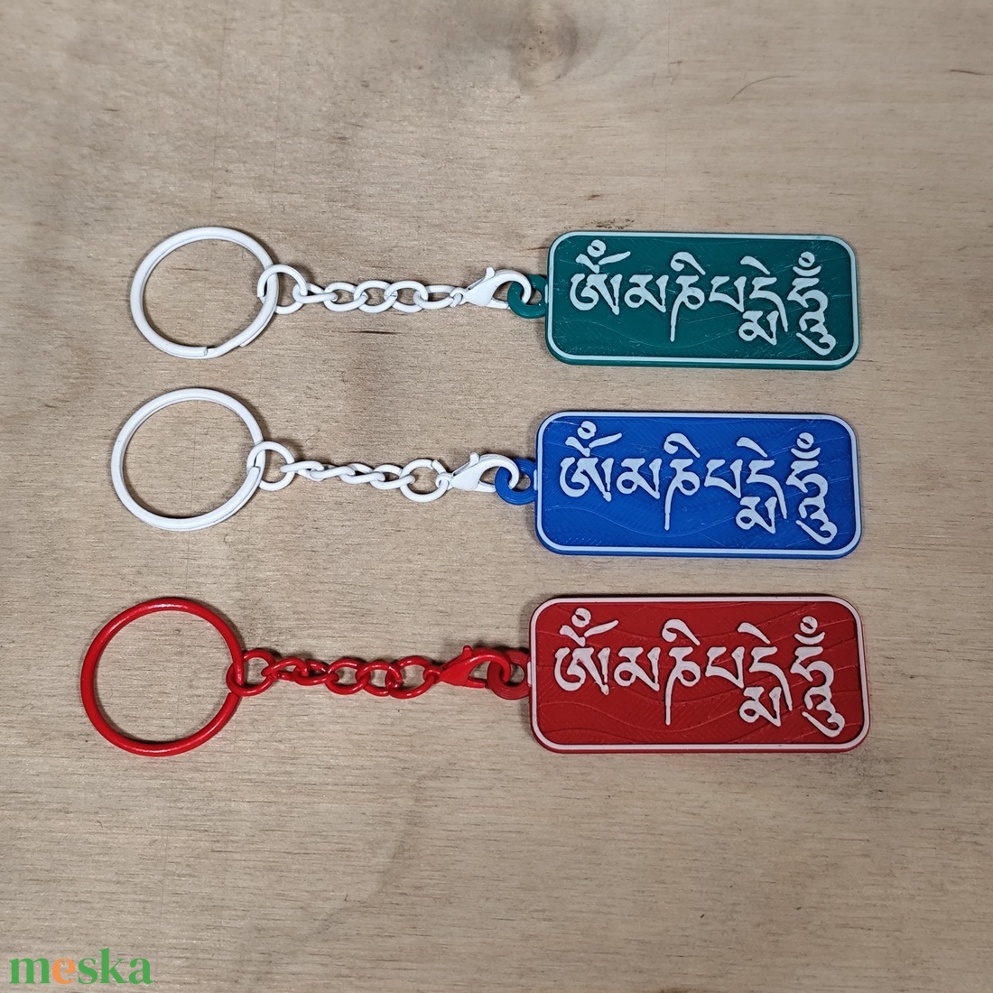 Om Mani Padme Hum mantrás kulcstartó � 3D nyomtatott, 3 színben - táska & tok - kulcstartó & táskadísz - kulcstartó - Meska.hu