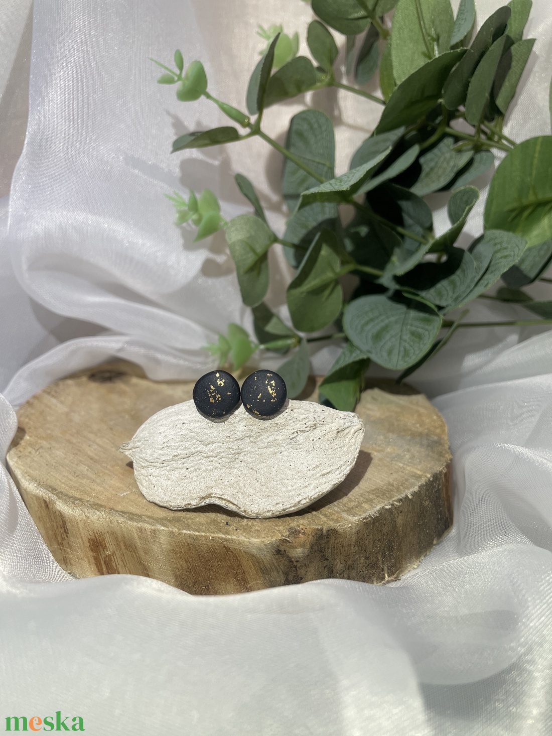 Nyomott gömb fülbevaló - ékszer - ékszerszett - Meska.hu