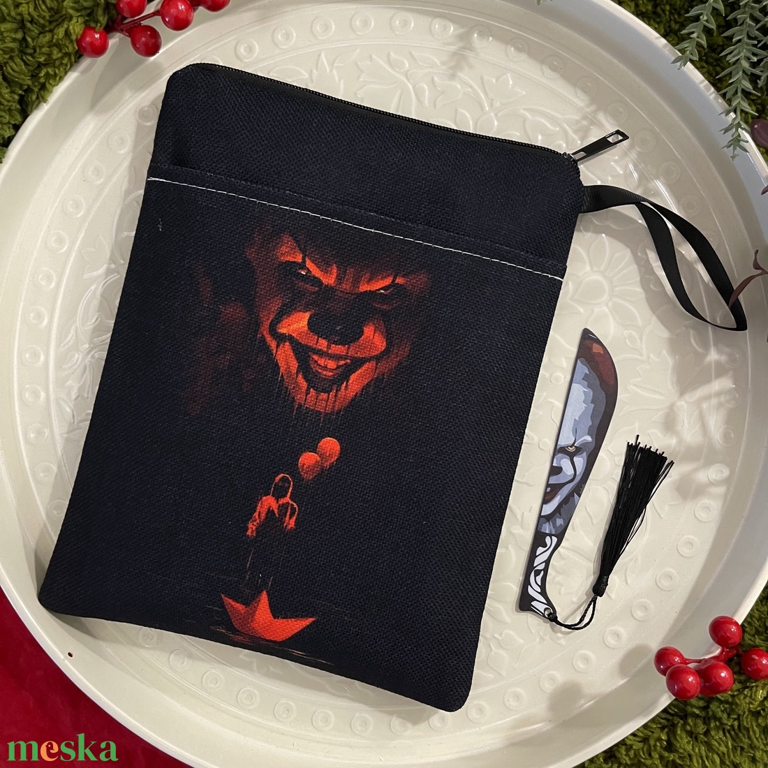 Pennywise mosolya � horror könyvtok ajándék könyvjelzővel / IT - könyv & zene - könyvtok - Meska.hu