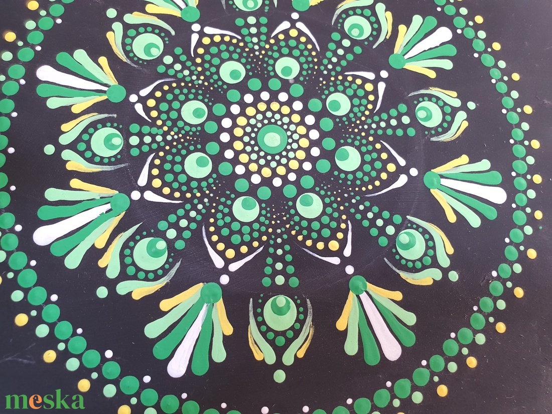 Fekete alapon zöld, sárga és fehér mandala - otthon & életmód - dekoráció - spiritualitás - mandala - Meska.hu