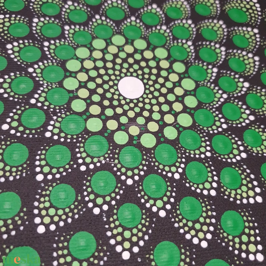 Fekete alapon zöld és fehér színű mandala - otthon & életmód - dekoráció - spiritualitás - mandala - Meska.hu