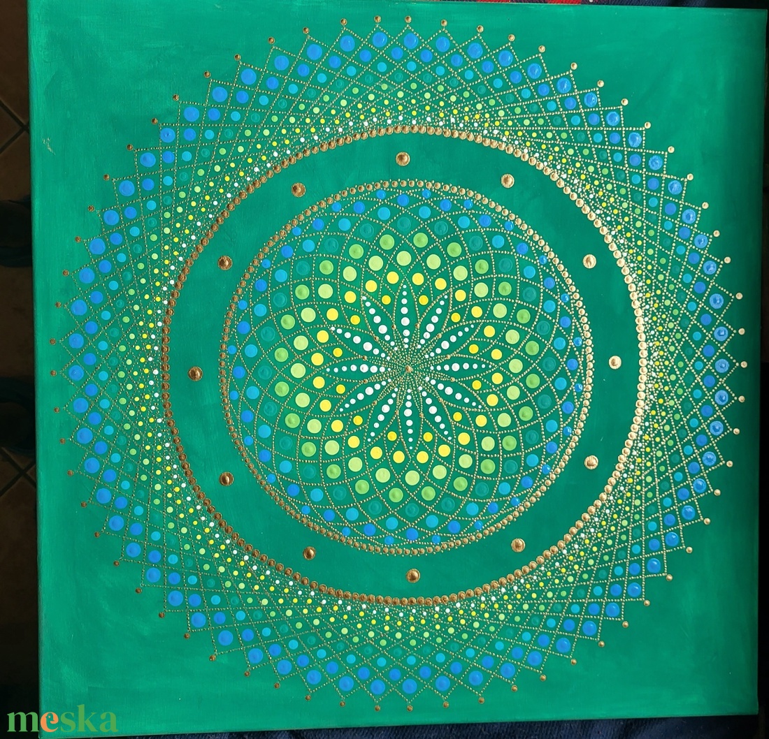 Zöld alapon fehér,sárga, kék és rézarany színű mandala - otthon & életmód - dekoráció - spiritualitás - mandala - Meska.hu Zöld alapon fehér,sárga, kék és rézarany színű mandala - otthon & életmód - dekoráció - spiritualitás - mandala - Meska.hu