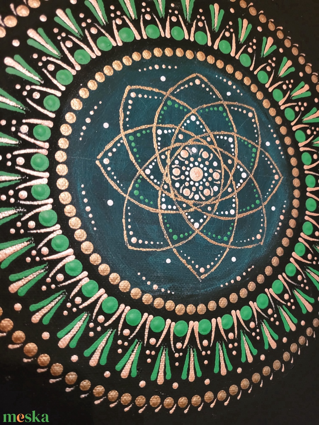 Fekete alapon zöld, rózsaarany és réz színű mandala - művészet - festmény - akril - Meska.hu Fekete alapon zöld, rózsaarany és réz színű mandala - művészet - festmény - akril - Meska.hu