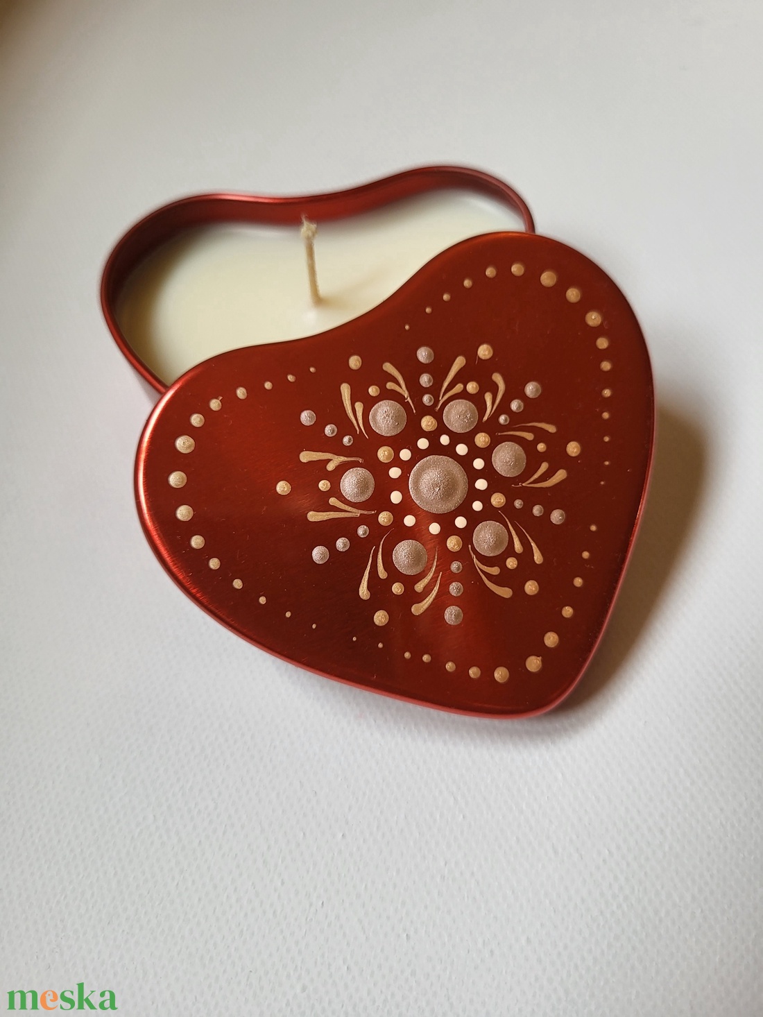 Levendulás gyertya piros fém tégelyben - otthon & életmód - gyertya, illat, aroma - gyertyatartó - Meska.hu