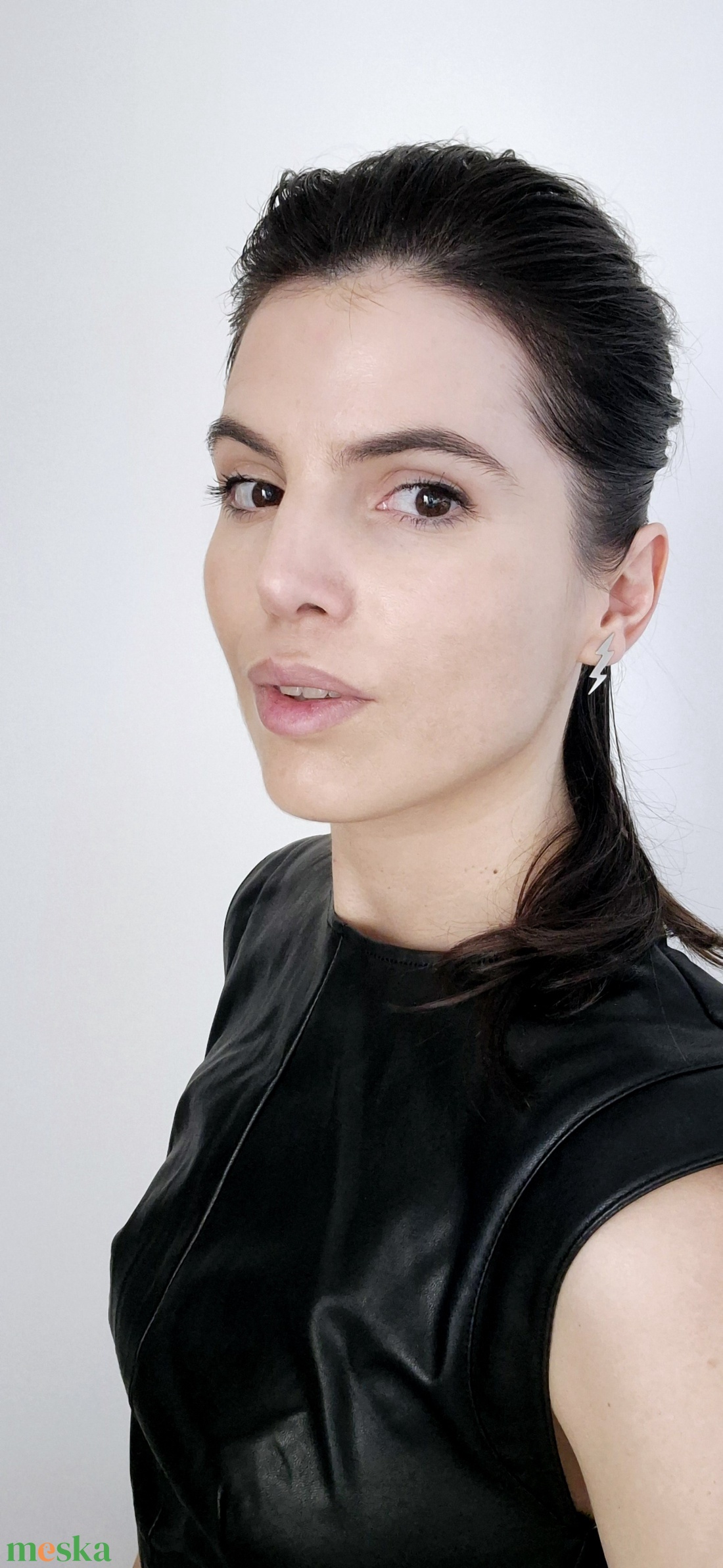 Fourth Wing, Violet Sorrengail fülbevaló - ékszer - fülbevaló - fülékszer - Meska.hu Fourth Wing, Violet Sorrengail fülbevaló - ékszer - fülbevaló - fülékszer - Meska.hu