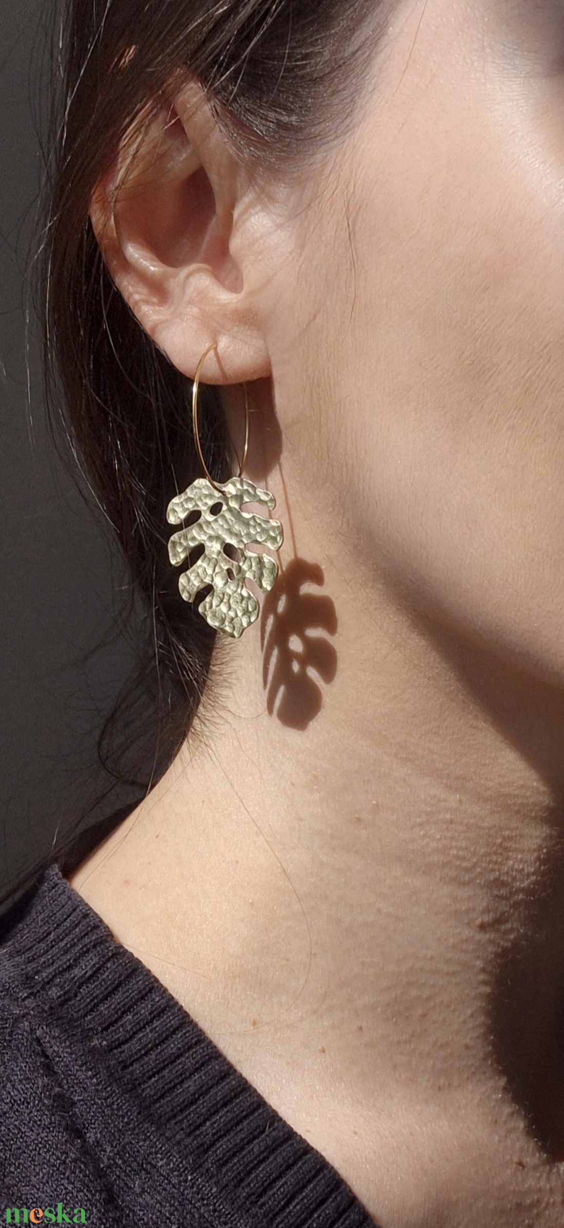 Monstera Vibes. Egzotikus sárgaréz fülbevaló - ékszer - fülbevaló - lógó fülbevaló - Meska.hu Monstera Vibes. Egzotikus sárgaréz fülbevaló - ékszer - fülbevaló - lógó fülbevaló - Meska.hu