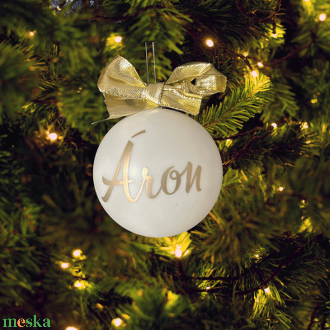 Egyedi neves karácsonyfadísz - karácsony - karácsonyi lakásdekoráció - karácsonyfadíszek - Meska.hu