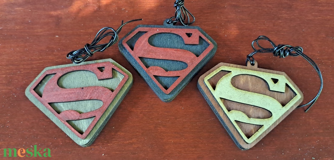 Autóillatosító ( superman ) - otthon & életmód - autó - autós illatosító - Meska.hu