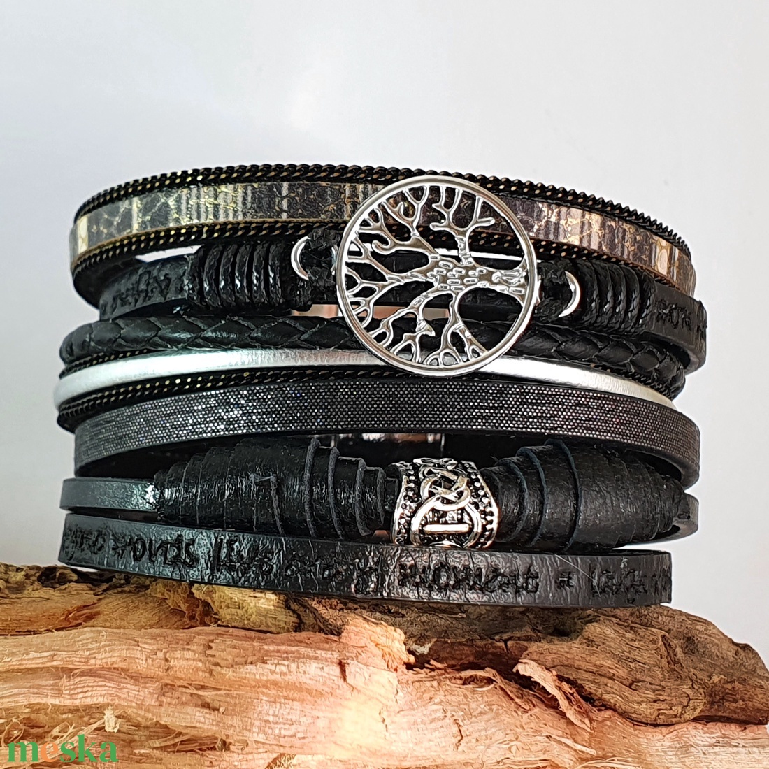 Viking Fekete életfás többrétegü karkötő női - ékszer - karkötő - széles karkötő - Meska.hu Viking Fekete életfás többrétegü karkötő női - ékszer - karkötő - széles karkötő - Meska.hu