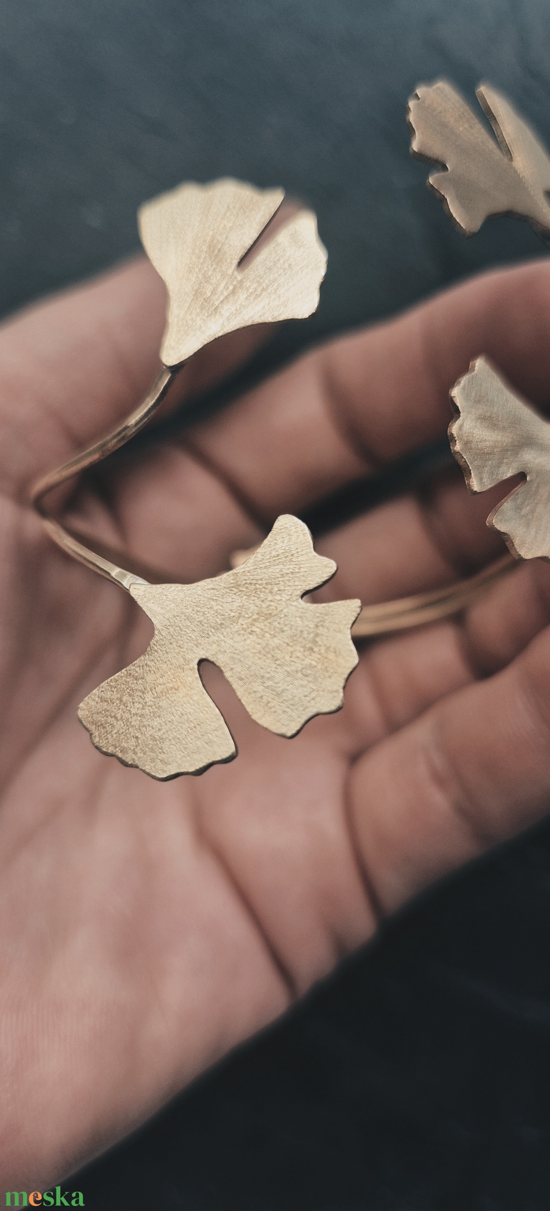Ginkgo biloba karkötő, nyitott Ginkgo karkötő, sárgaréz Ginkgo biloba karkötő  - ékszer - karkötő - karperec - Meska.hu